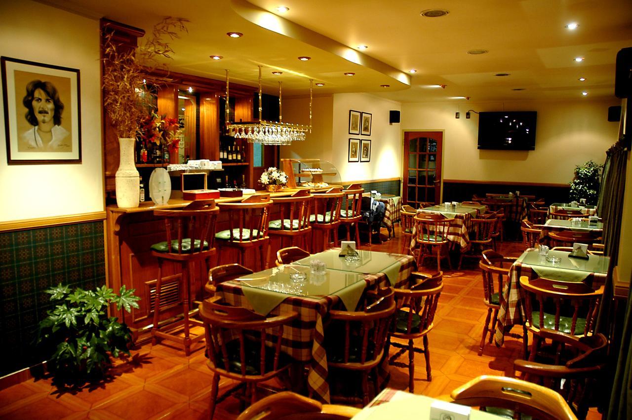 Hotel Punta Arenas ริโอ กาเยกอส ภายนอก รูปภาพ